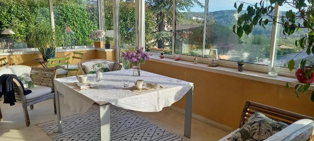 Bed and Breakfast Les Moineaux à Rustrel Extérieur photo